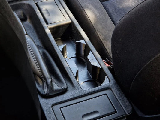 Suport pahare BMW E36, 2 pahare, cup holder, montaj in prelungirea scrumierei - 3dmarket.ro